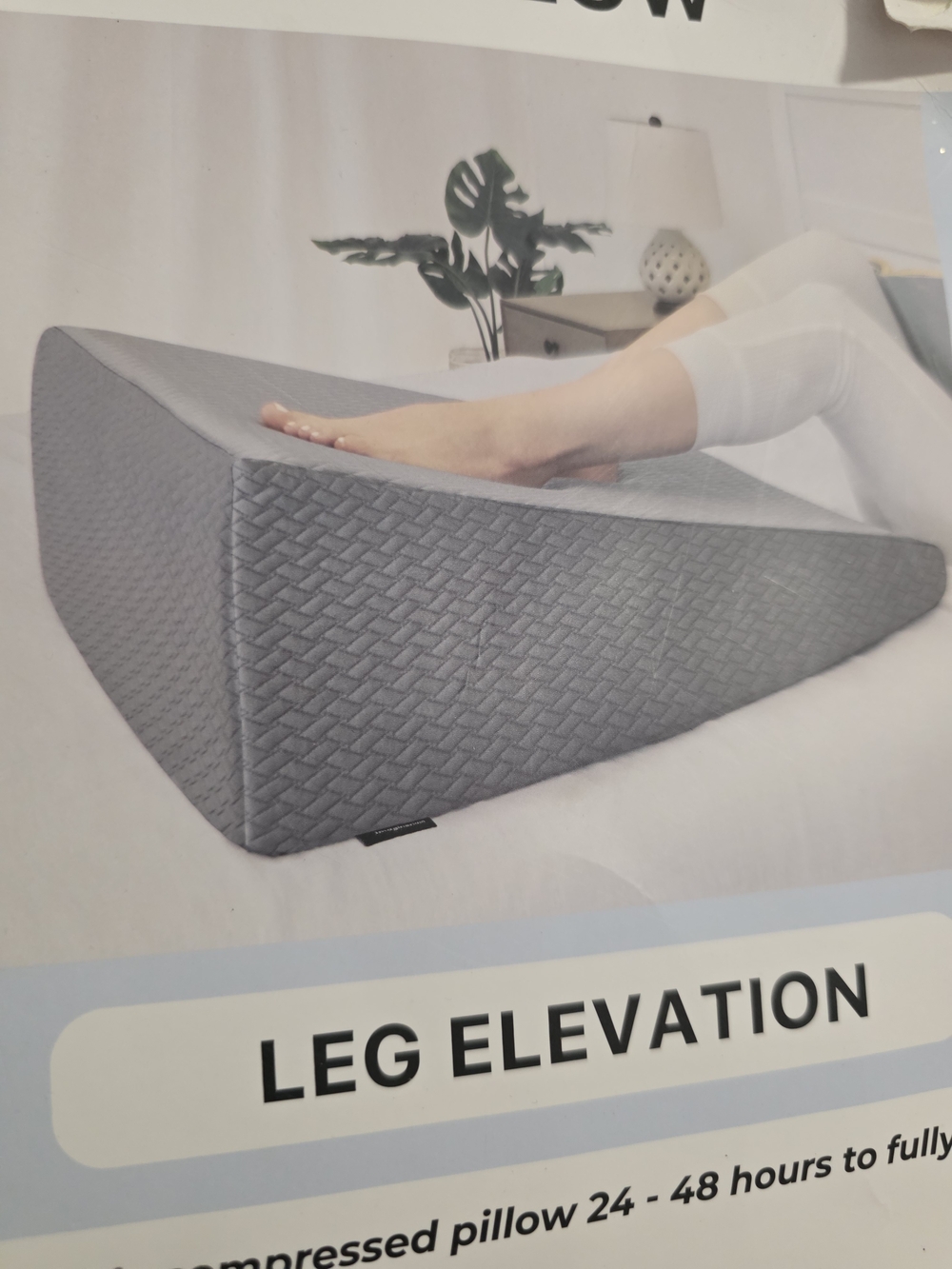 ​Imaginarium Cooling Memory Foam Wedge Pillow 24"x24"x10" - Like New - Picture 6 of 6